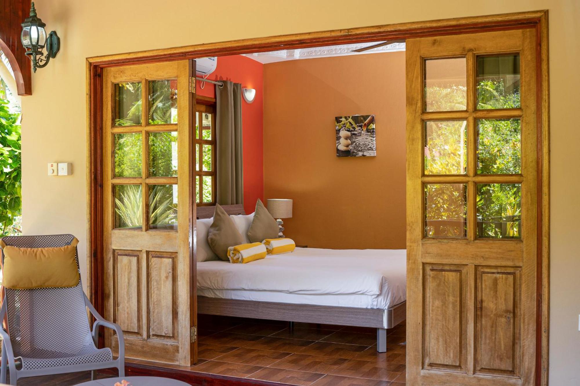 Casa De Leela Self Catering Guest House La Digue Kültér fotó